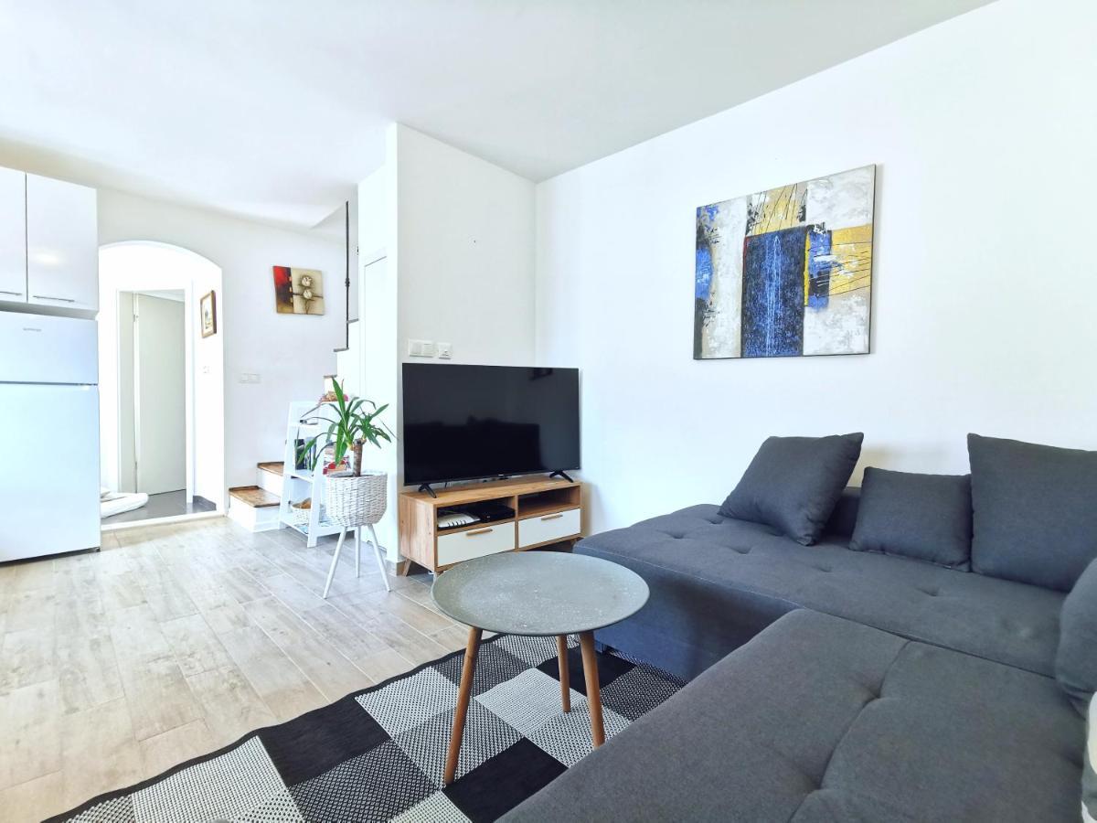 Apartments Doris Split Bagian luar foto